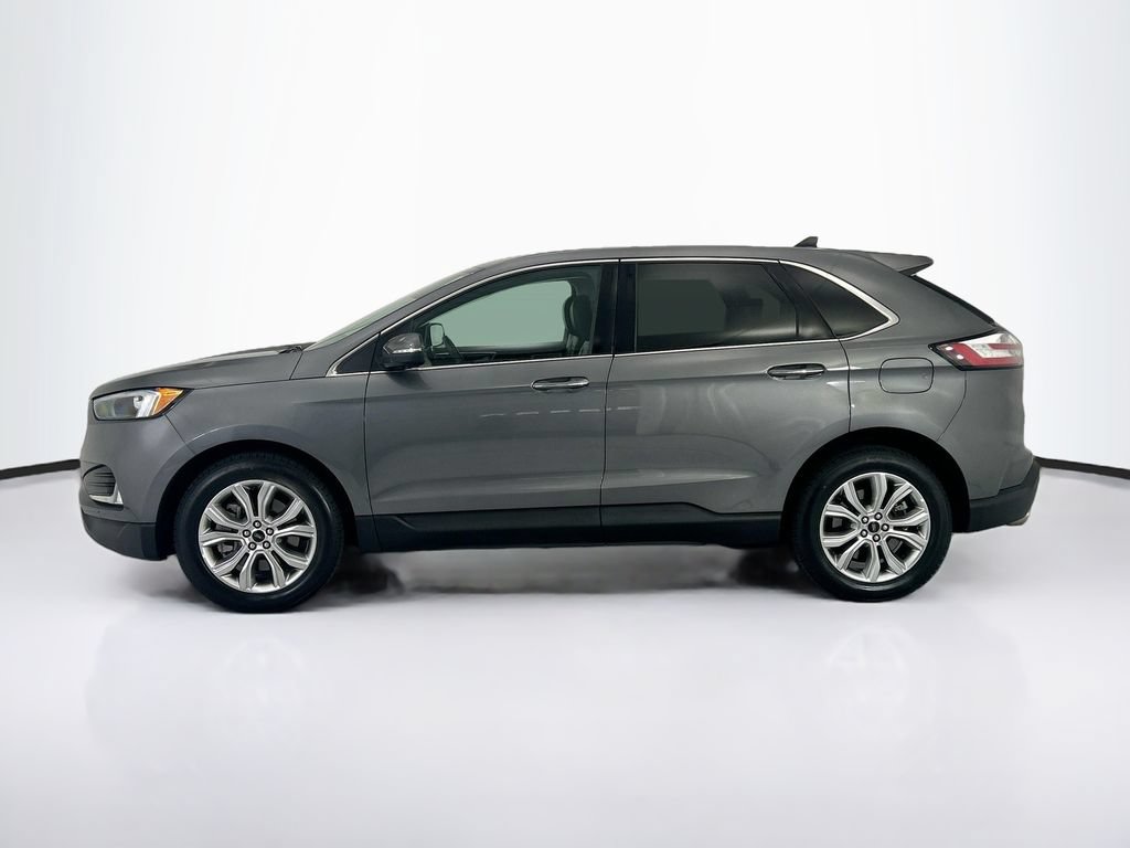 Used 2024 Ford Edge Titanium AWD/4WD image 8