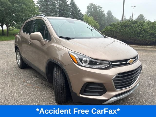 Used 2018 Chevrolet Trax LT FWD image 2