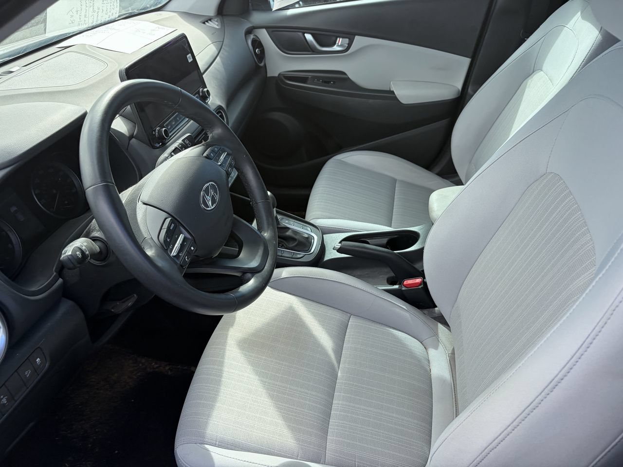 Used 2023 Hyundai Kona SEL w/ Convenience Package FWD image 7