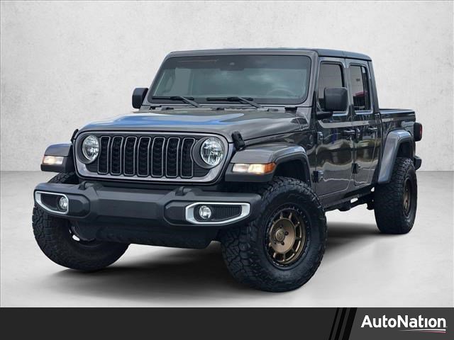 Used 2024 Jeep Gladiator Sport image 1