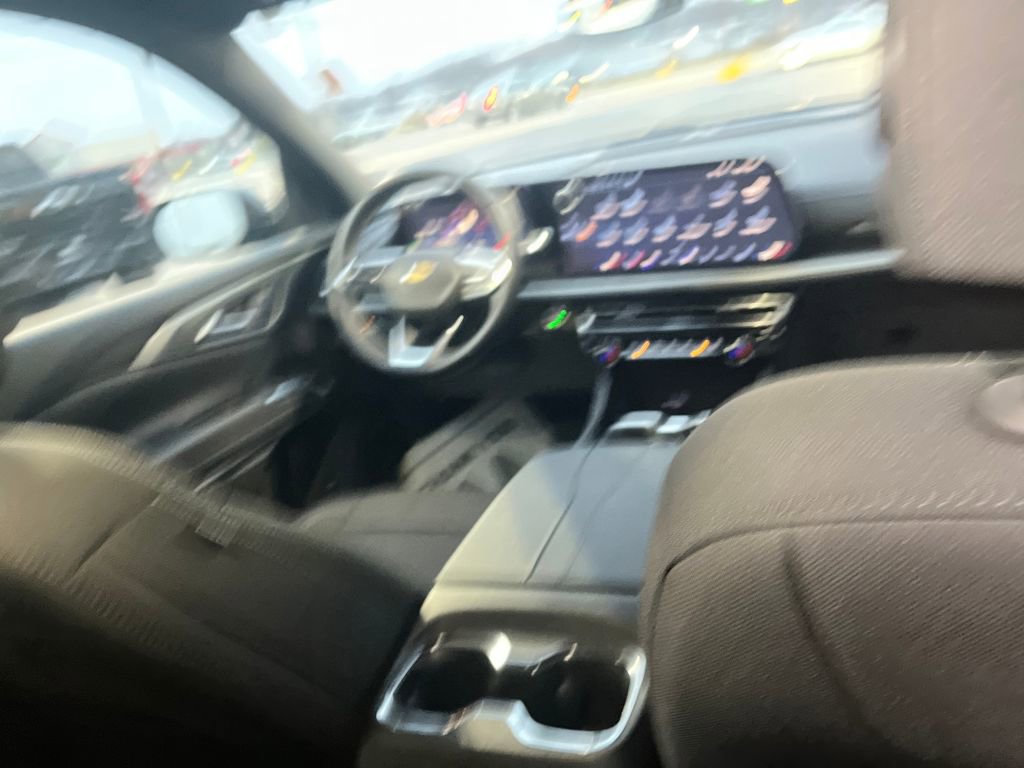 Used 2025 Chevrolet Traverse LT image 22