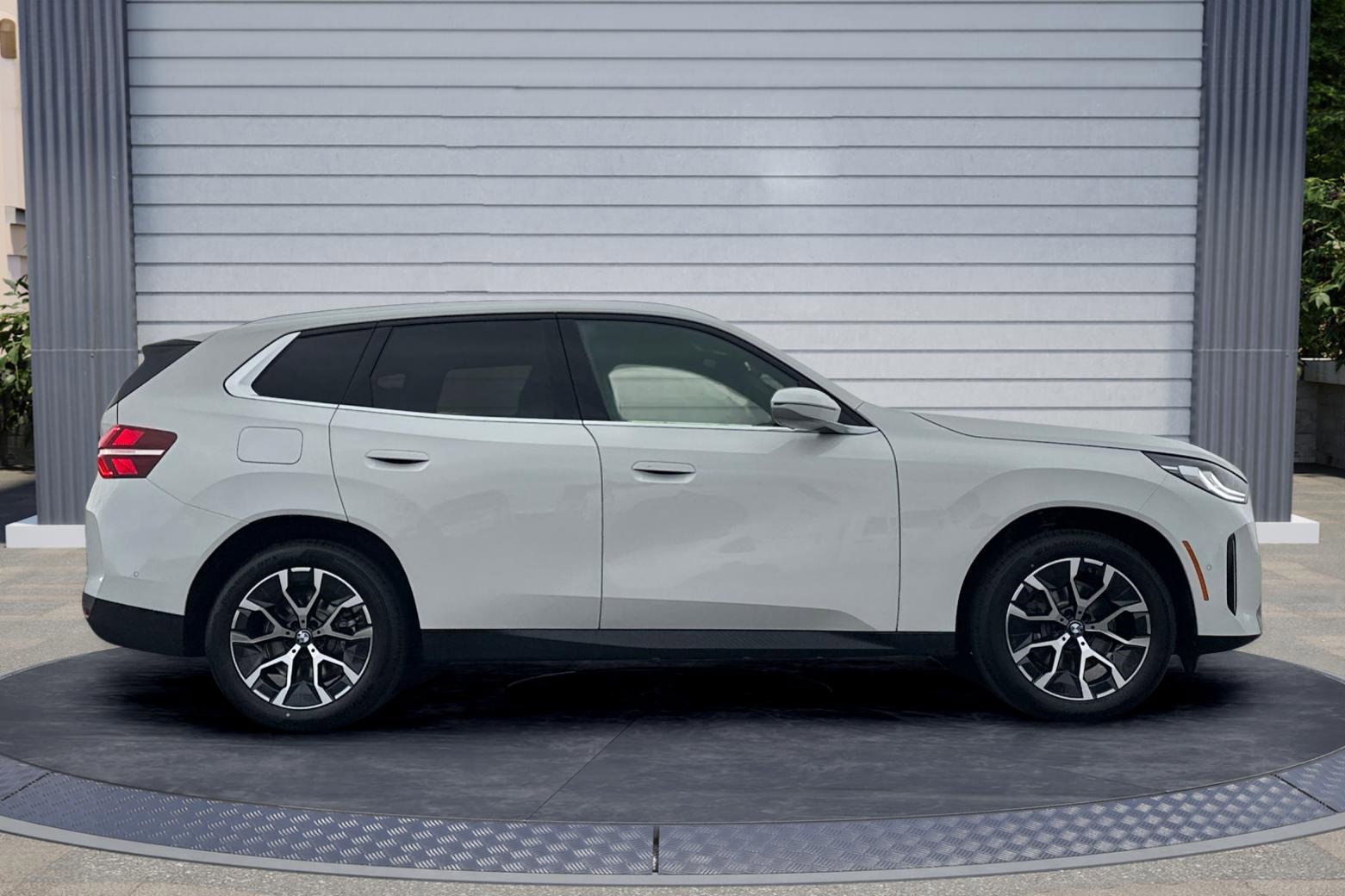 New 2026 BMW X3 xDrive30 w/ Convenience Package image 3