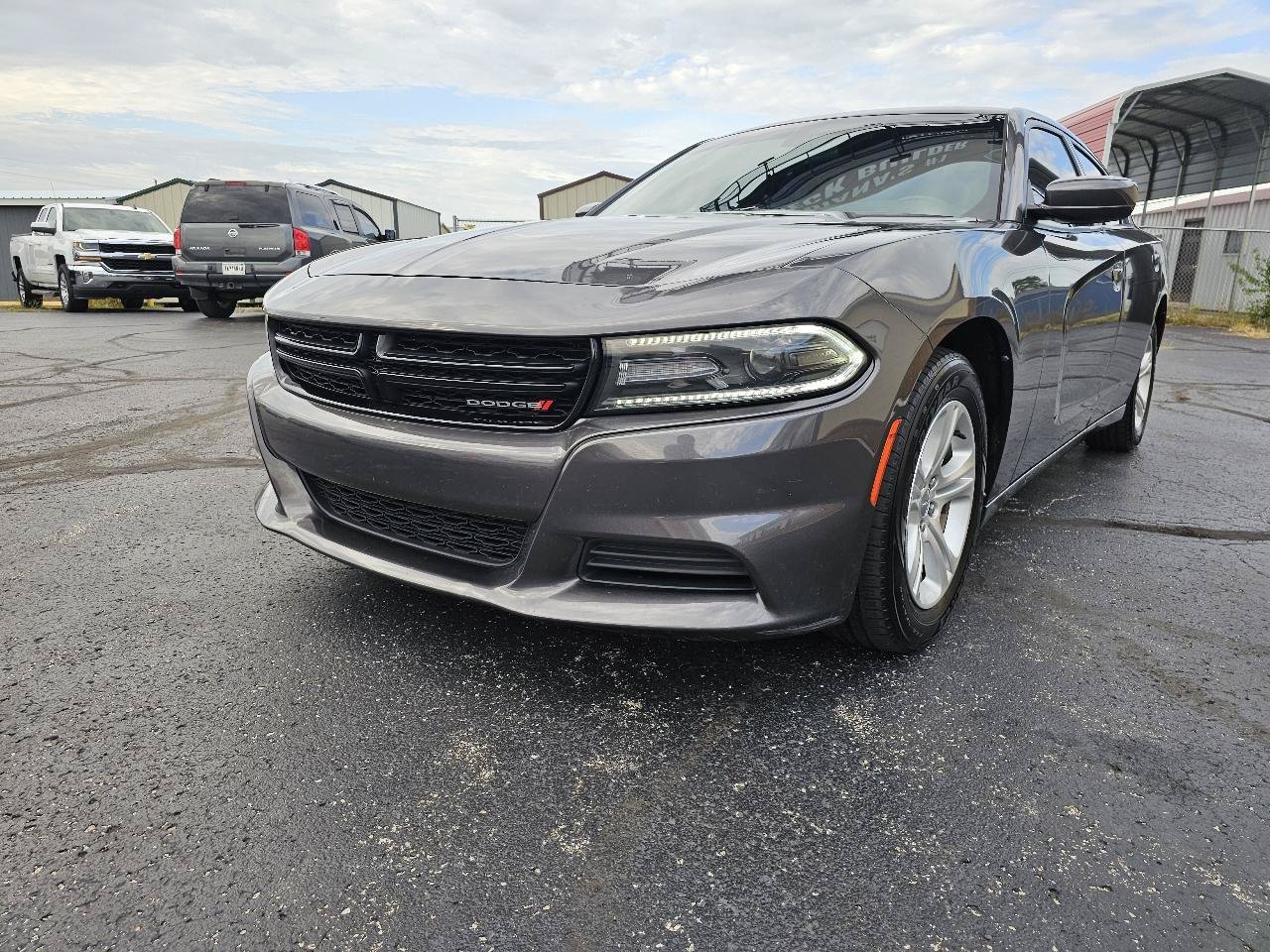 Used 2021 Dodge Charger SXT w/ Leather Interior Group RWD image 2