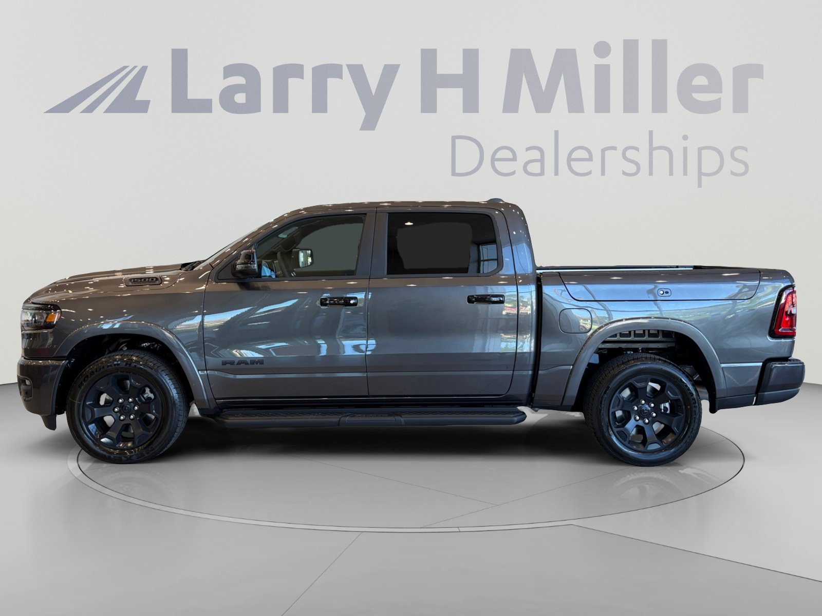 New 2027 RAM 1500 Big Horn AWD/4WD image 2