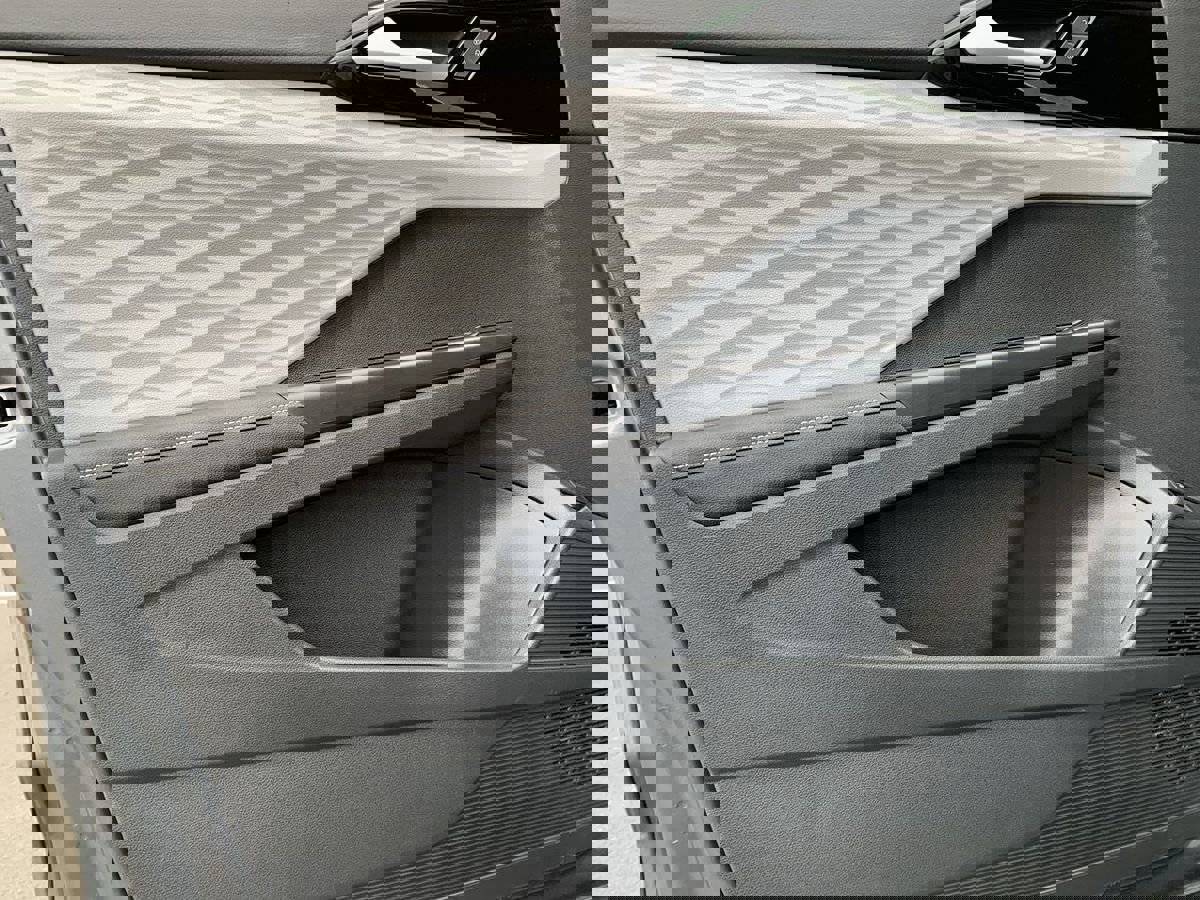 Used 2024 Volkswagen Taos S image 14