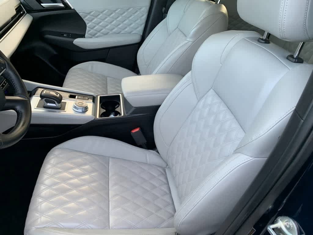 Used 2024 Mitsubishi Outlander SEL AWD/4WD image 14