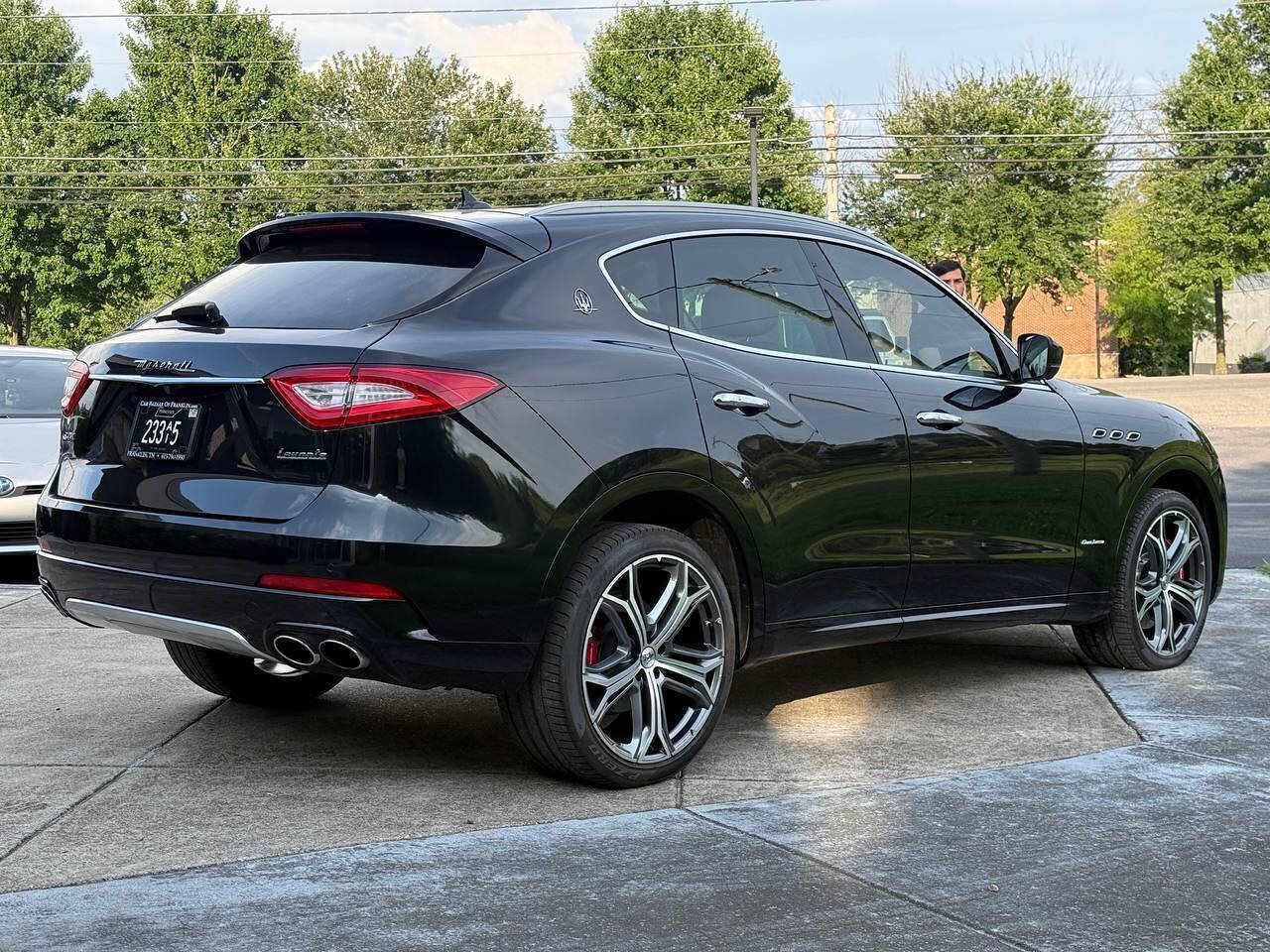 Used 2019 Maserati Levante S GranLusso AWD/4WD image 5