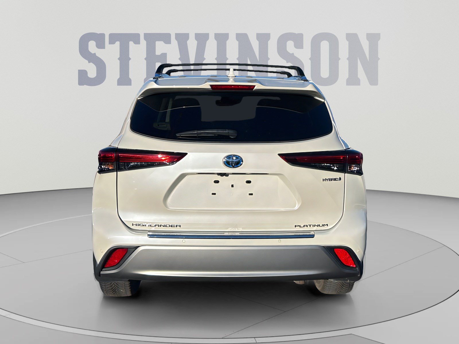 Used 2021 Toyota Highlander Platinum AWD/4WD image 4