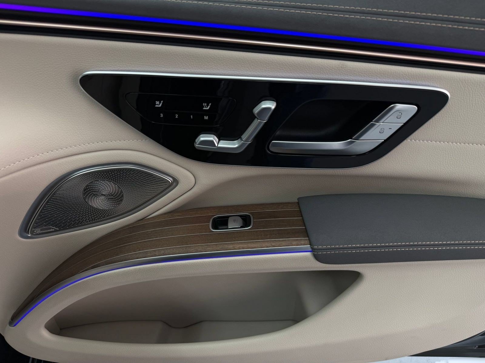 Certified 2023 Mercedes-Benz EQS 580 4MATIC Sedan image 27