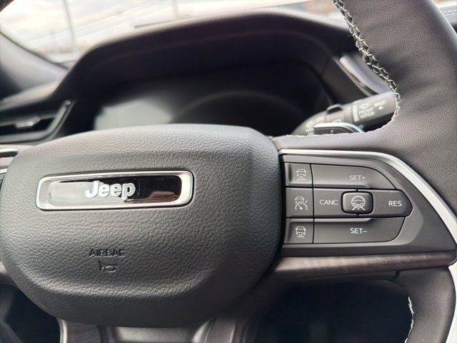 New 2026 Jeep Grand Cherokee Altitude image 20