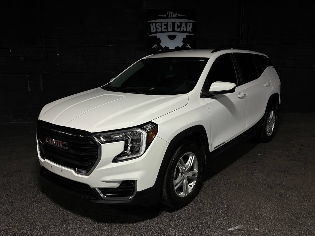 Used 2023 GMC Terrain SLE w/ Driver Convenience Package