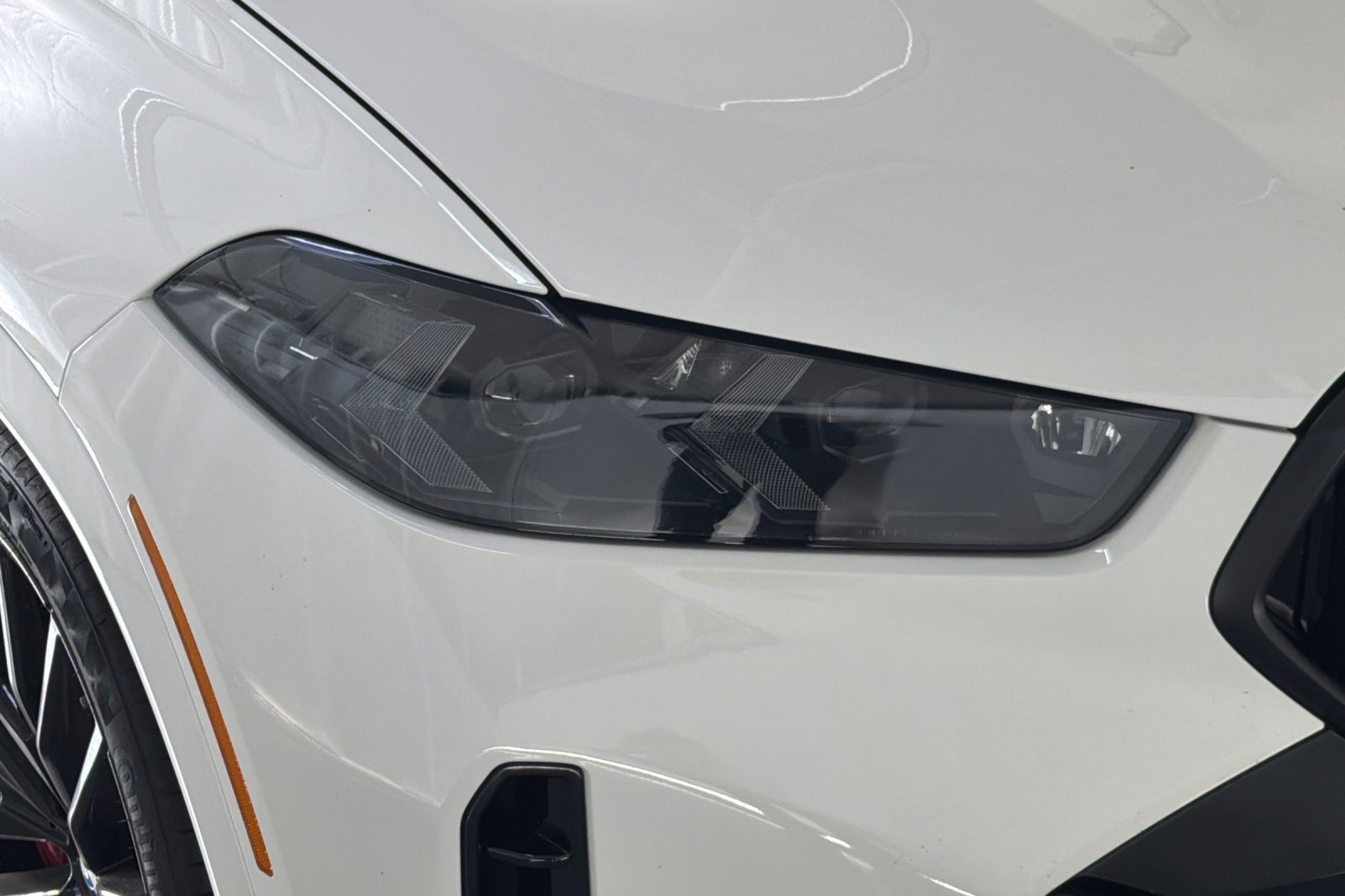 New 2027 BMW X6 xDrive40i AWD/4WD image 11