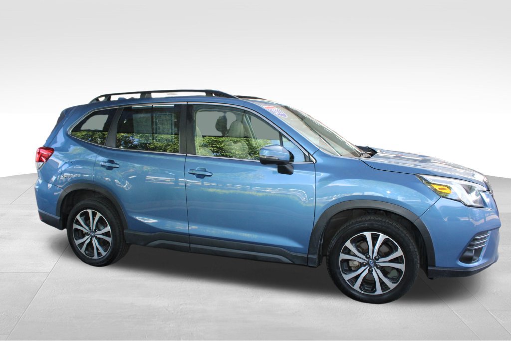 Used 2023 Subaru Forester Limited AWD/4WD image 18