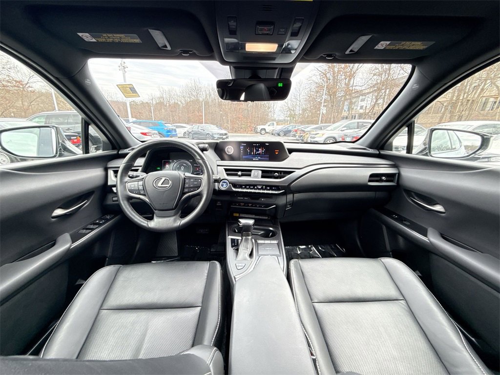 Used 2020 Lexus UX 250h 250h Base w/ Premium Package image 22