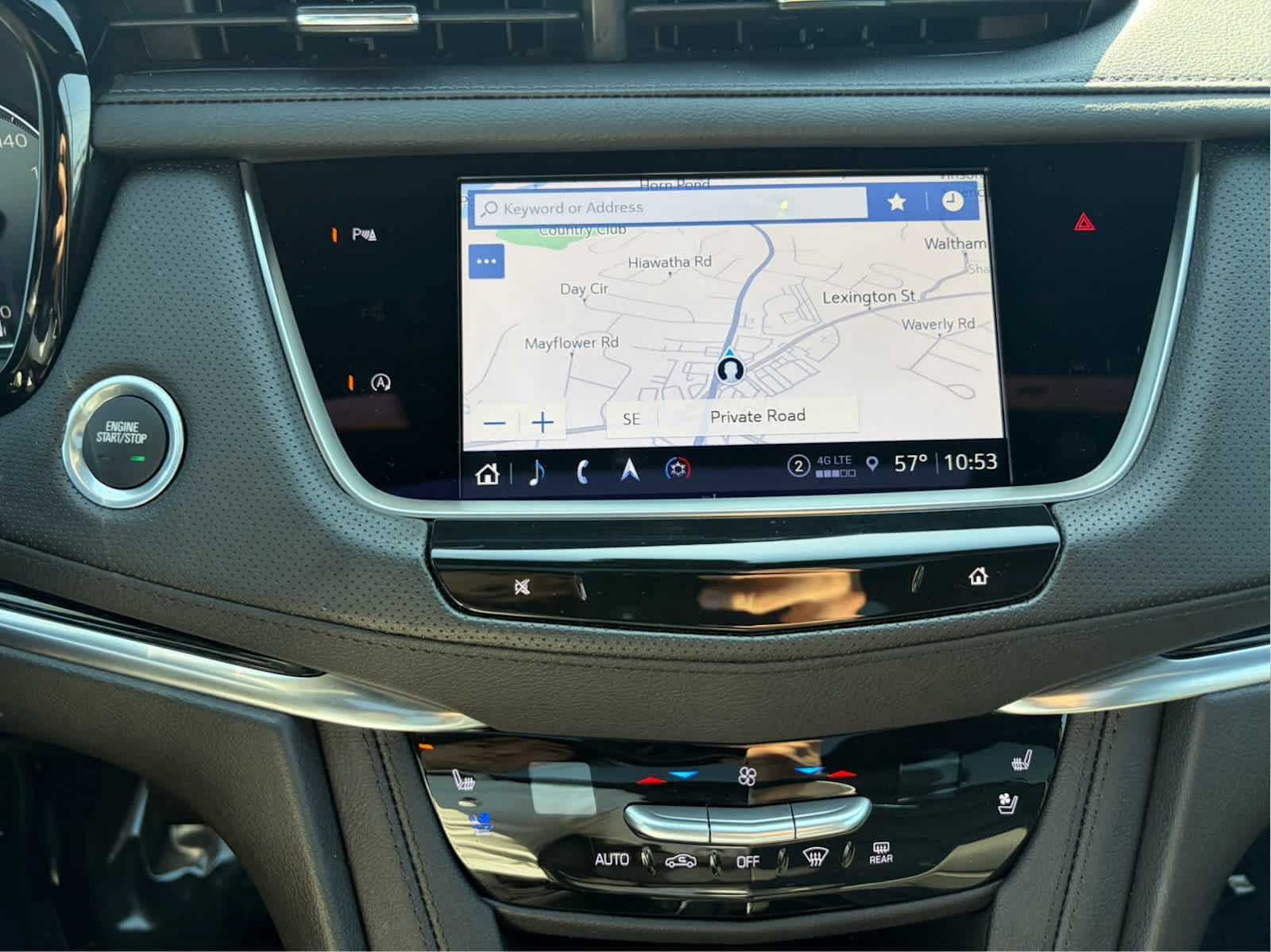 Used 2025 Cadillac XT5 Premium Luxury AWD/4WD image 17