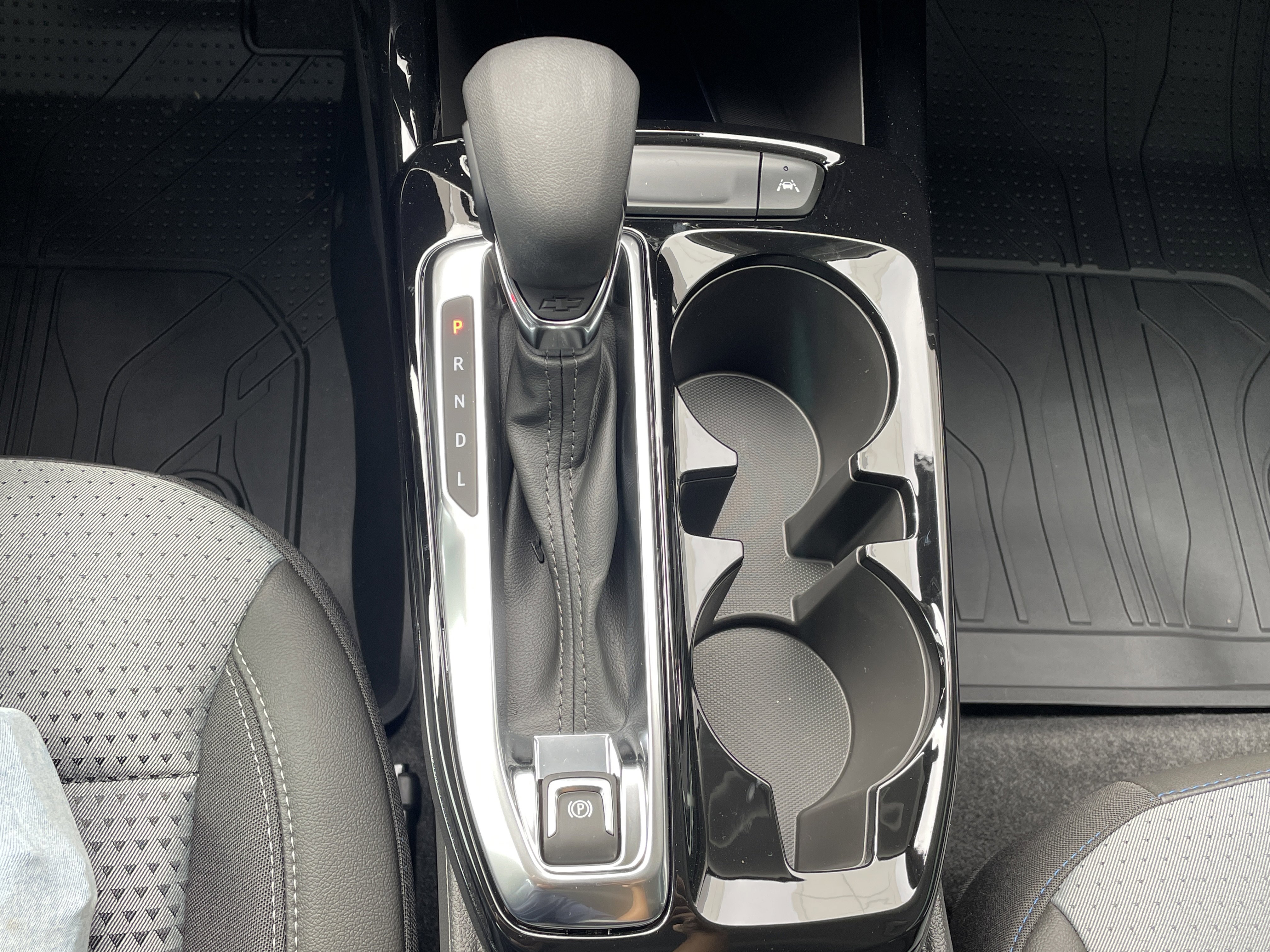 New 2025 Chevrolet Trax LT w/ Driver Confidence Package image 49