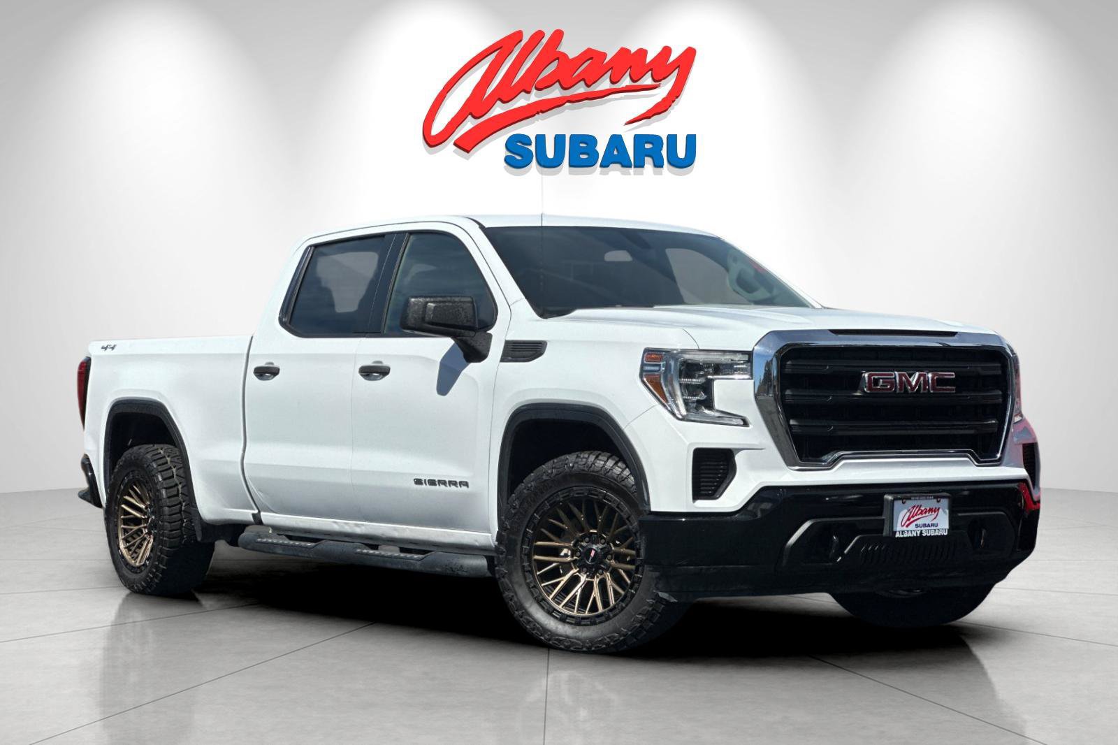 Used 2019 GMC Sierra 1500 4x4 Crew Cab w/ Trailering Package image 2