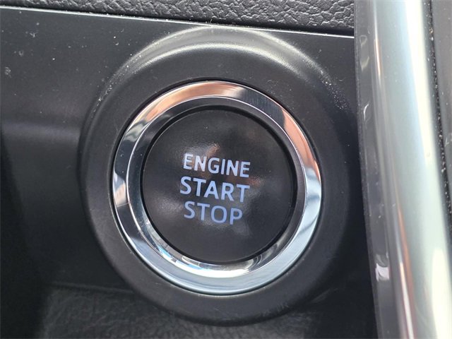 Used 2017 Toyota Camry XSE image 18