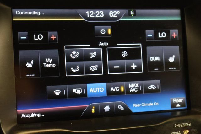 Used 2015 Ford Explorer XLT w/ Equipment Group 202A AWD/4WD image 23