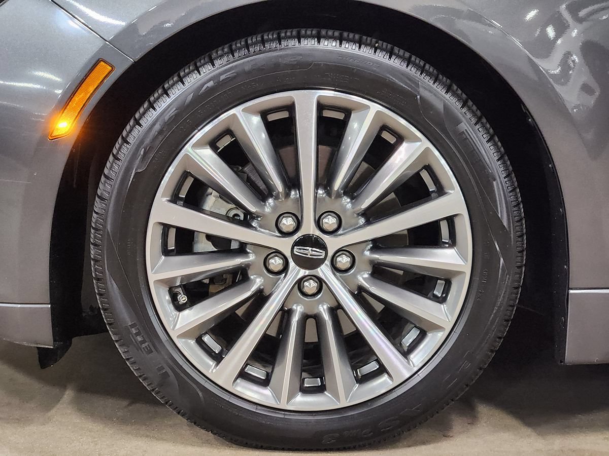 Used 2020 Lincoln MKZ Hybrid w/ Convenience Package FWD image 28