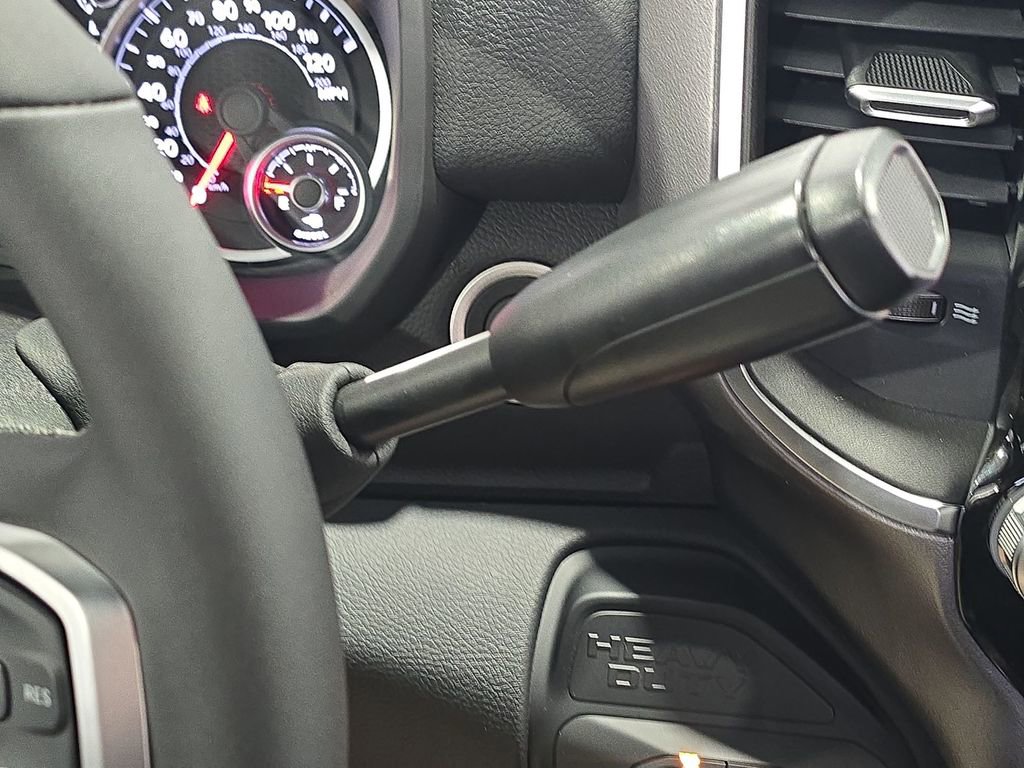 New 2026 RAM 2500 Big Horn AWD/4WD image 25