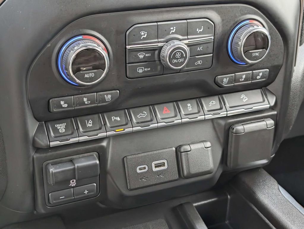 Used 2021 Chevrolet Silverado 2500 High Country w/ Z71 Off-Road Package AWD/4WD image 25
