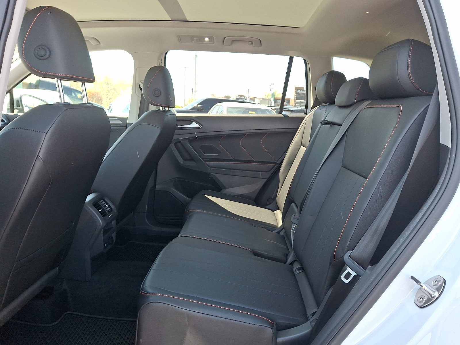 Certified 2024 Volkswagen Tiguan Wolfsburg Edition image 10