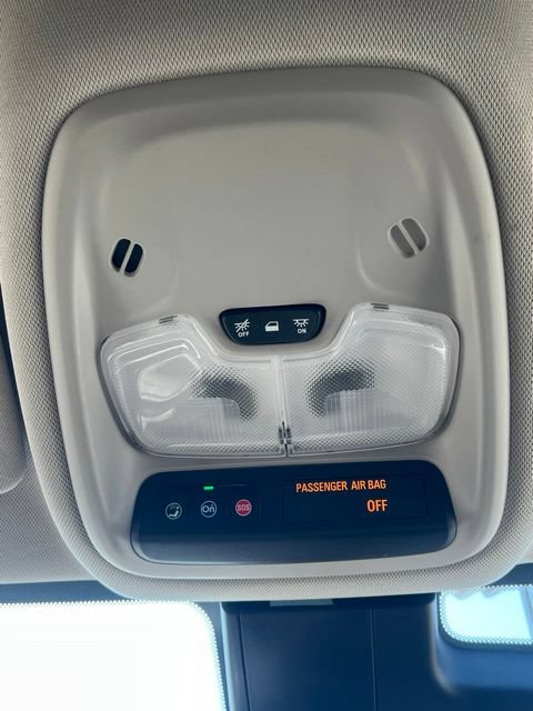 Used 2025 Buick Encore GX Preferred FWD image 19