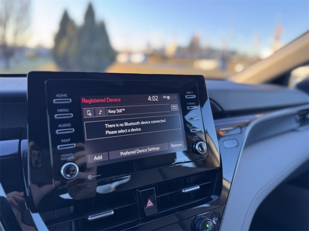 Used 2022 Toyota Camry SE image 28