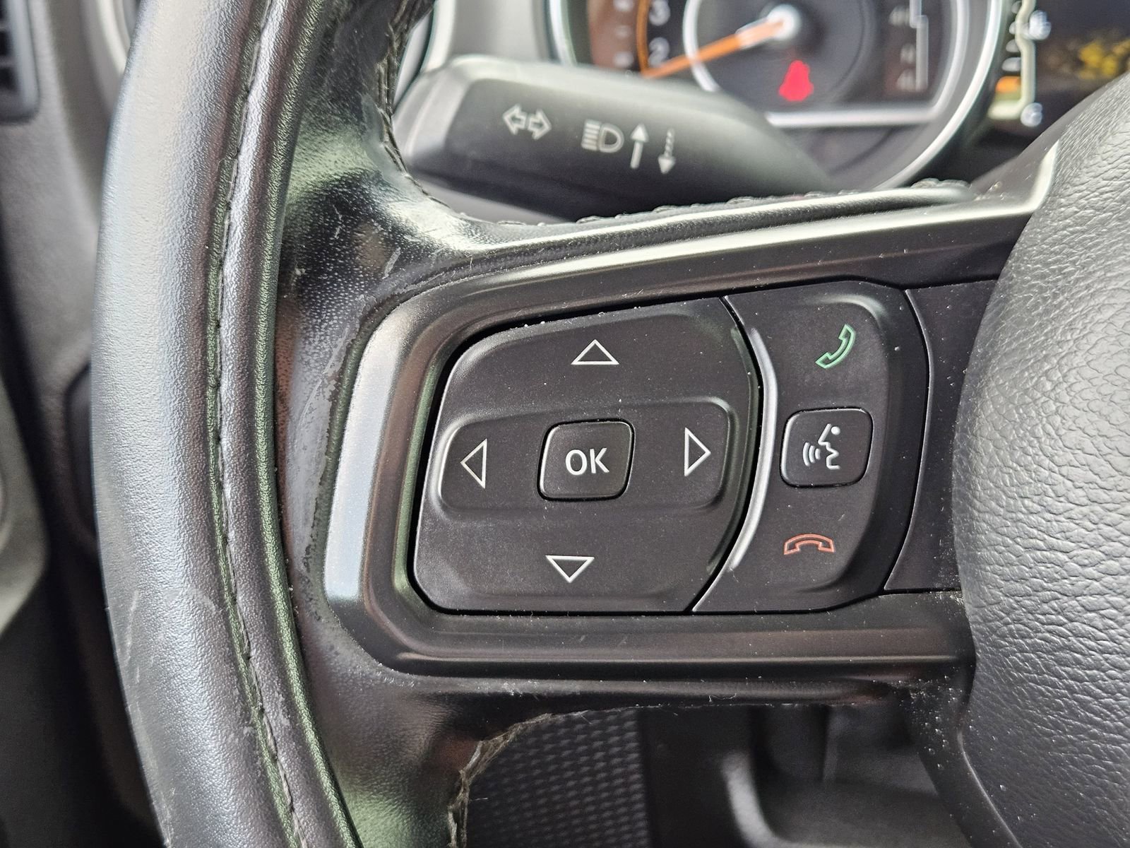 Used 2021 Jeep Gladiator Sport AWD/4WD image 29