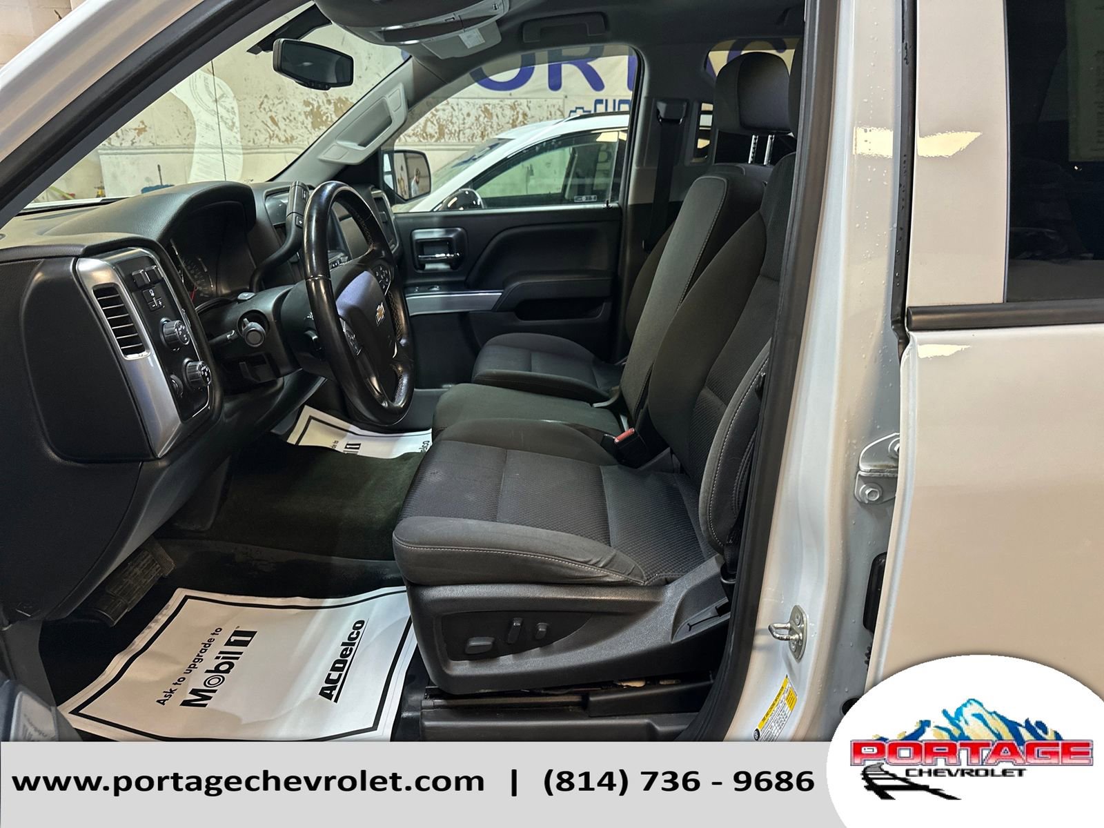 Used 2018 Chevrolet Silverado 1500 LT w/ All Star Edition image 10