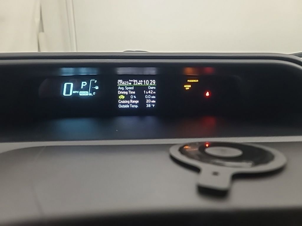 Used 2014 Toyota Prius C Two image 29