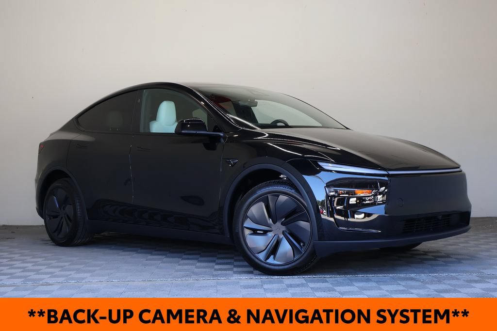 Used 2026 Tesla Model Y 2WD image 2