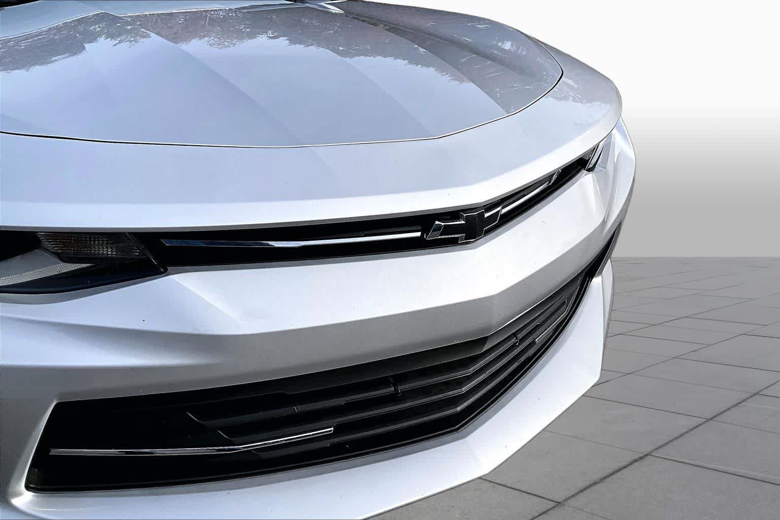 Used 2017 Chevrolet Camaro LT w/ RS Package RWD image 32