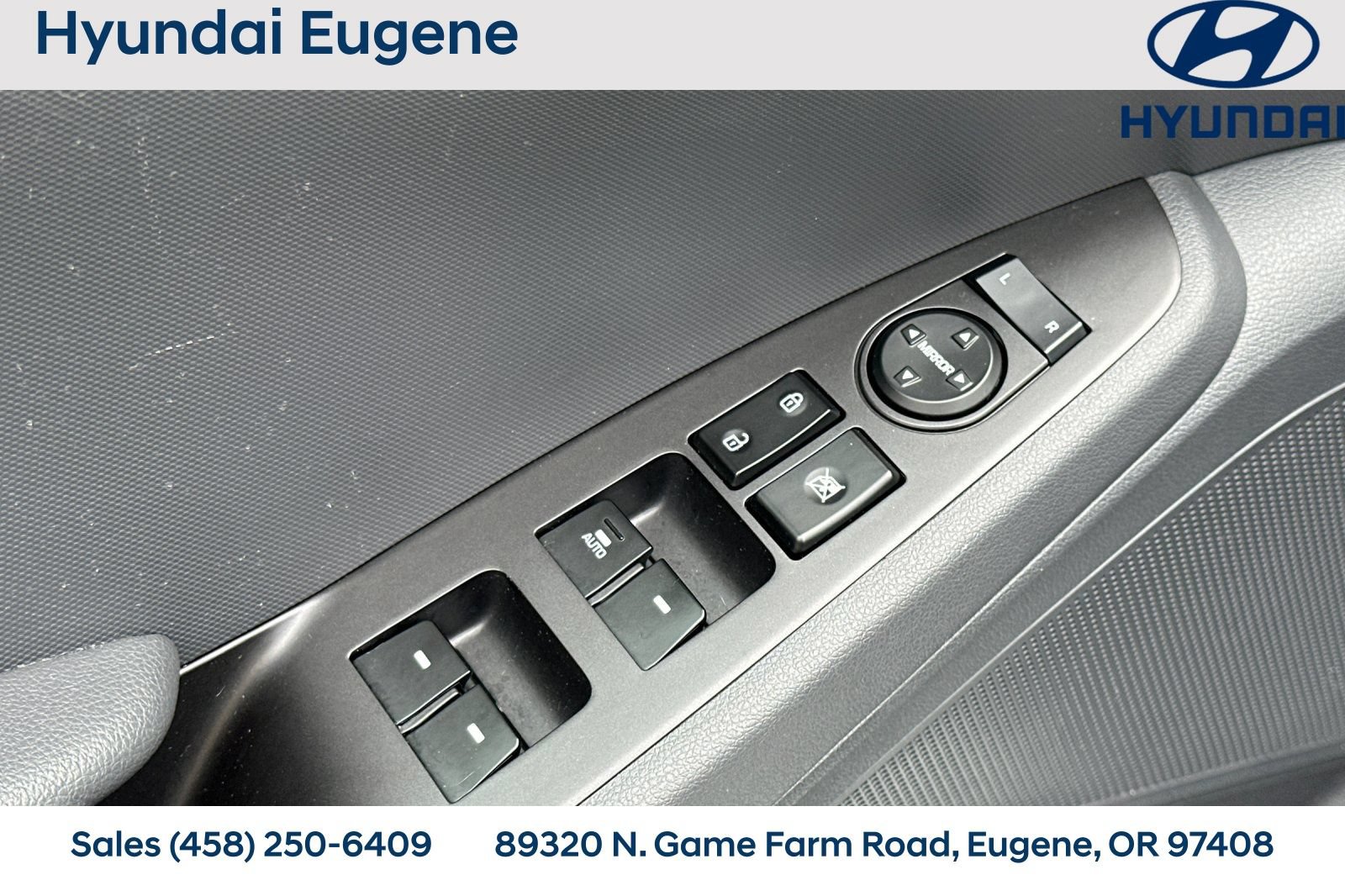 Used 2019 Hyundai Ioniq Plug-In Hybrid FWD image 15