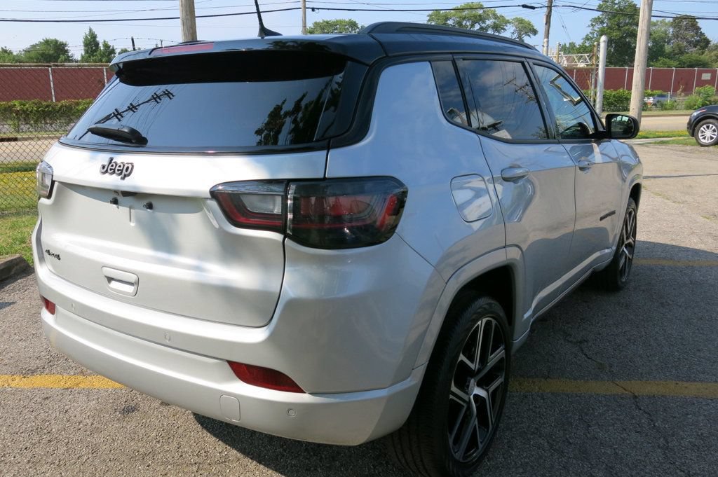 Used 2025 Jeep Compass Limited w/ High Altitude Package AWD/4WD image 4