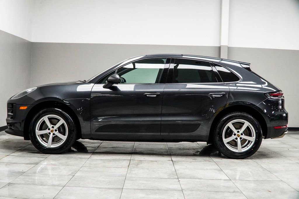 Used 2019 Porsche Macan Base image 9