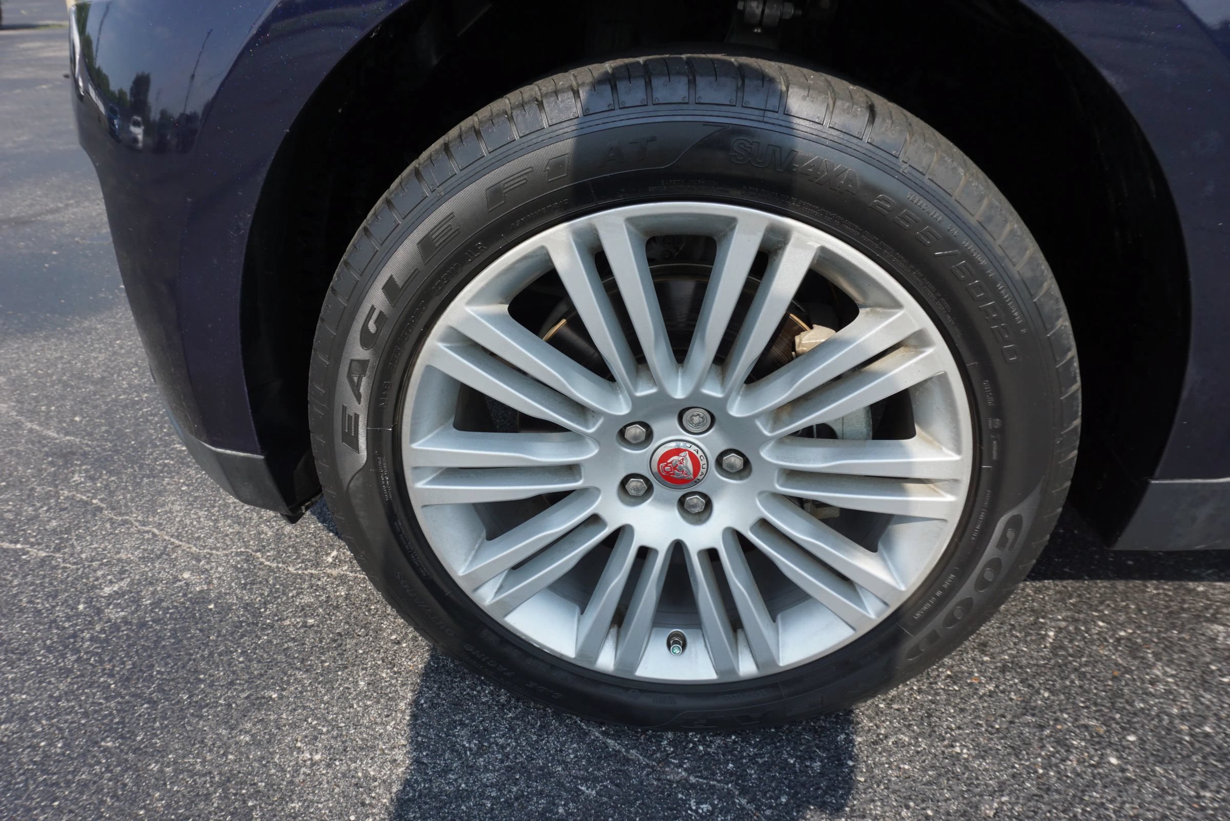 Used 2019 Jaguar F-PACE Portfolio AWD/4WD image 32