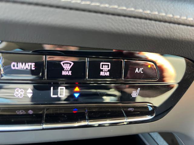 Used 2023 Buick Envision Preferred w/ Sport Touring Package image 19