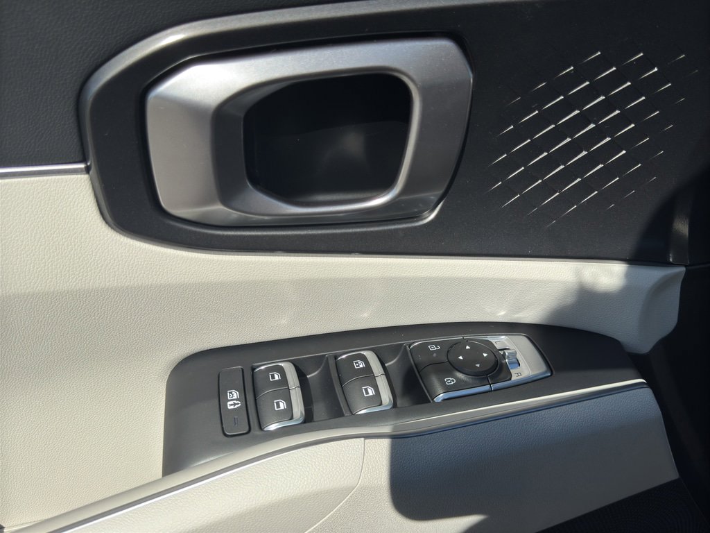 New 2026 Kia Sorento S w/ S Panoramic Sunroof Package FWD image 15