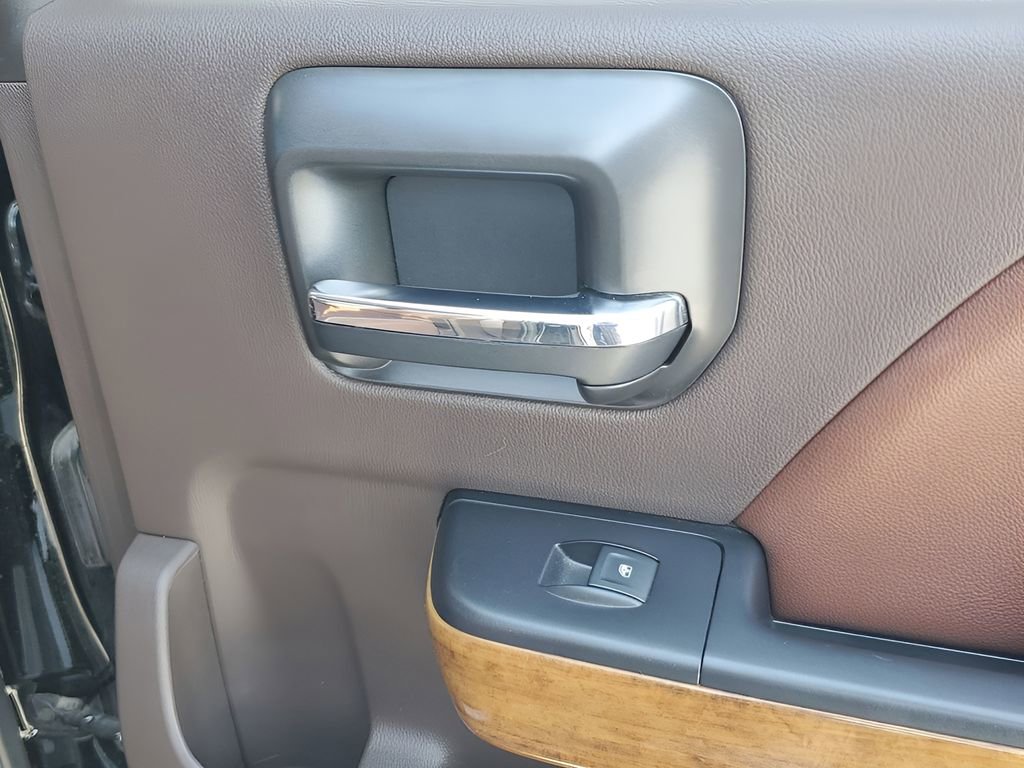 Used 2019 Chevrolet Silverado 3500 High Country w/ Duramax Plus Package image 48