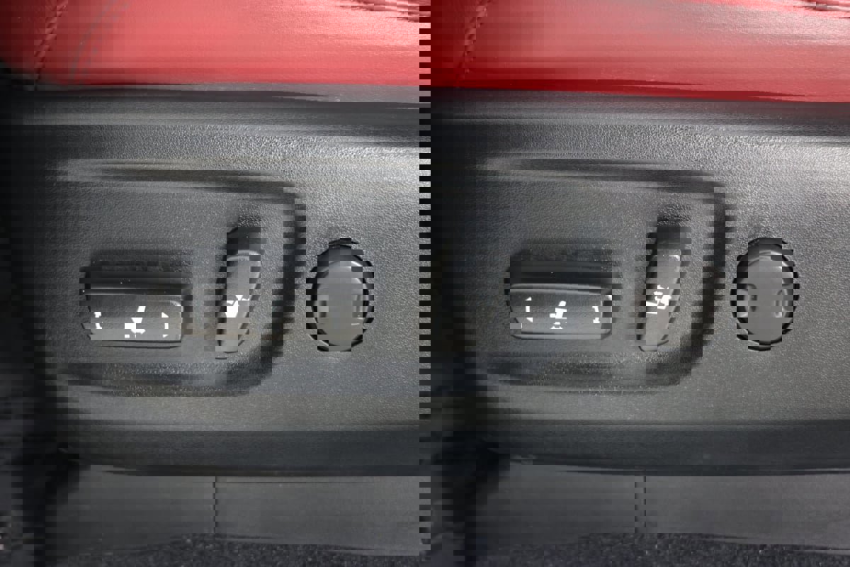 Used 2023 Lexus GX 460 Luxury w/ Sport Design Package image 25