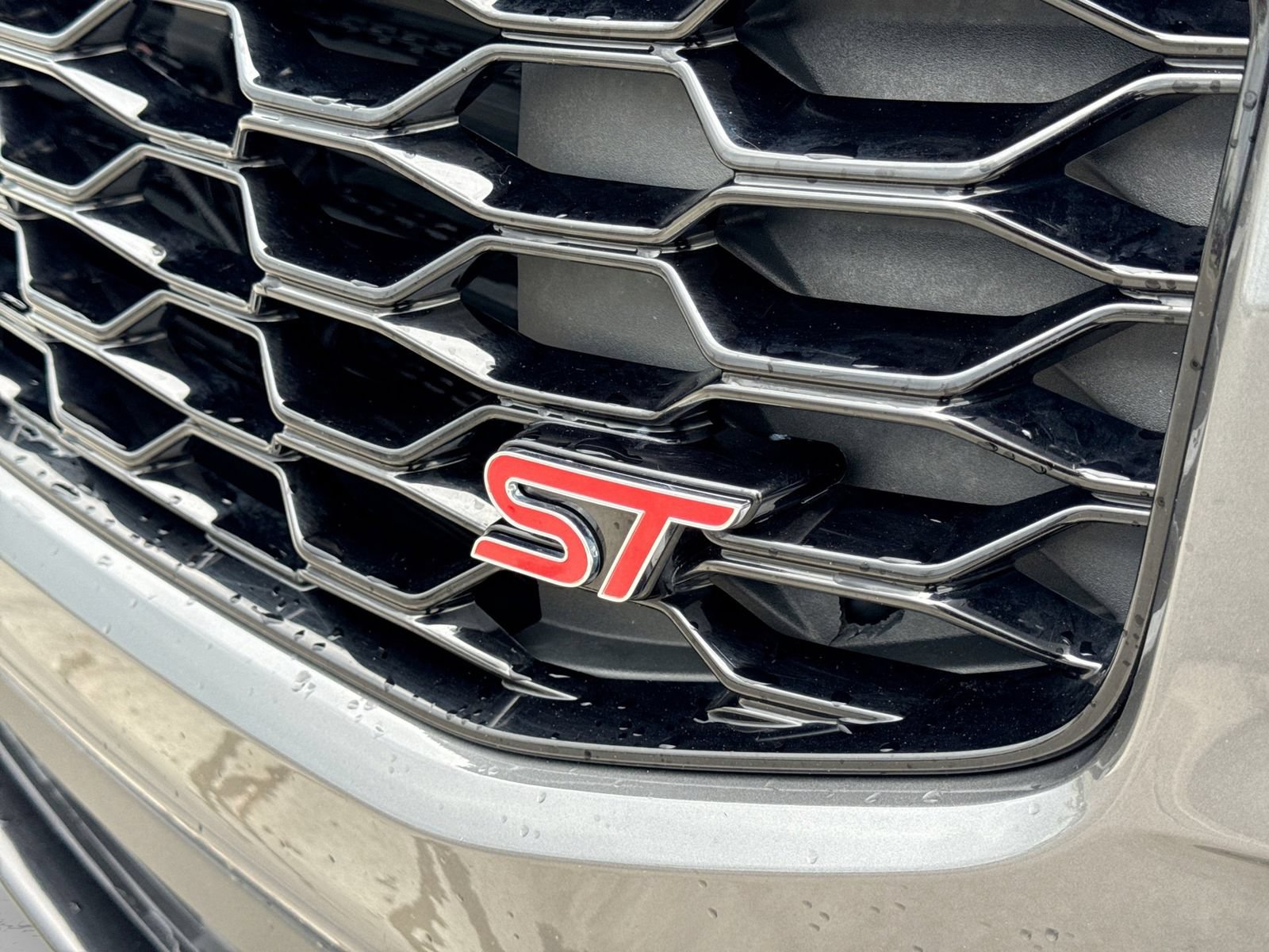 Certified 2025 Ford Explorer ST AWD/4WD image 18
