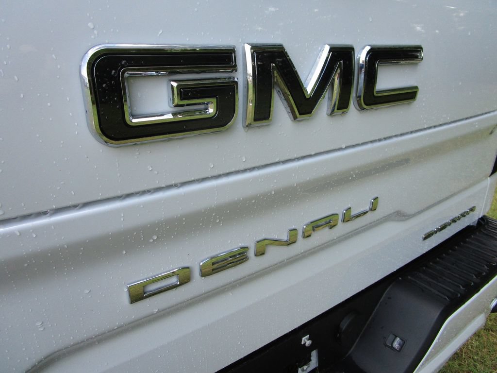 New 2026 GMC Sierra 1500 Denali Ultimate AWD/4WD image 12