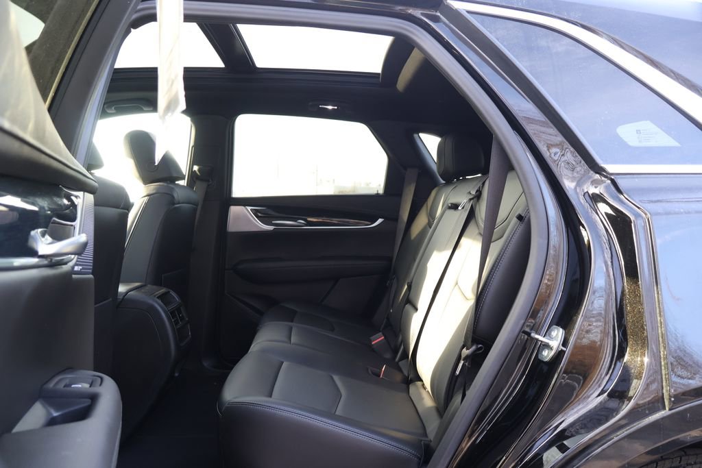 Used 2025 Cadillac XT5 Premium Luxury image 46