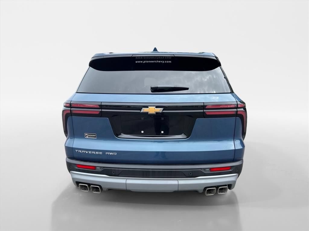 Used 2026 Chevrolet Traverse LT AWD/4WD image 4