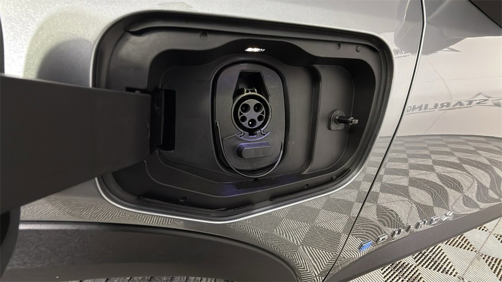 Used 2026 Chevrolet Equinox EV LT image 34