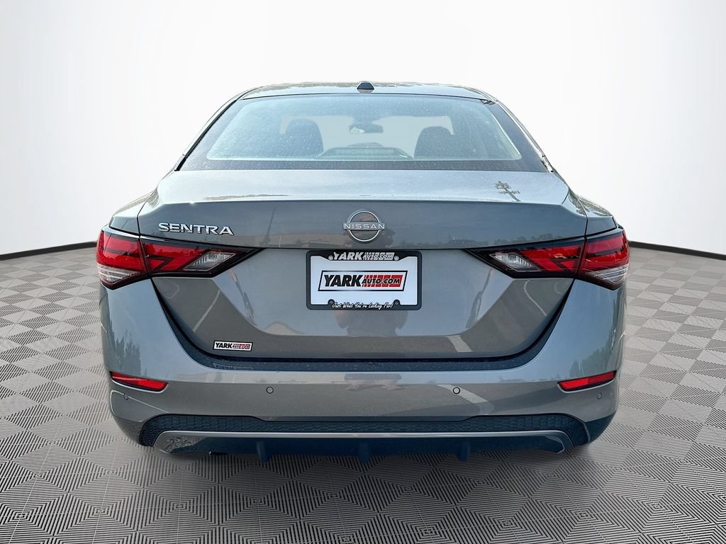 Used 2025 Nissan Sentra SV FWD image 9