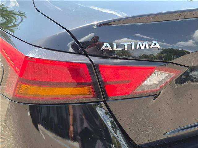 Used 2022 Nissan Altima 2.5 SV FWD image 8