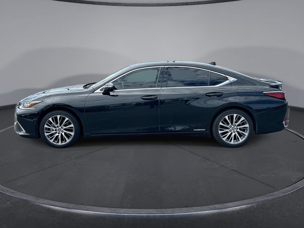 Used 2021 Lexus ES 300h w/ Premium Package FWD image 5